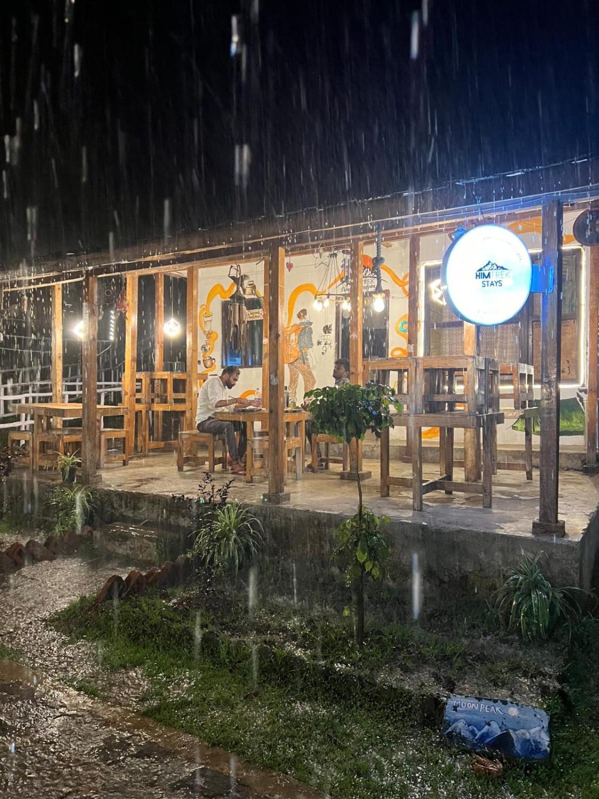 Himtrek Stays,Mcleodganj マクロード・ガンジ エクステリア 写真