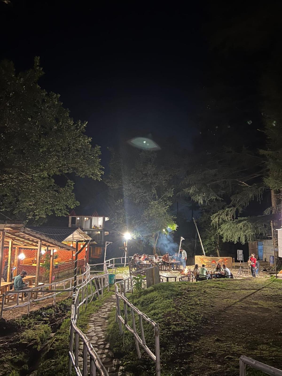 Himtrek Stays,Mcleodganj マクロード・ガンジ エクステリア 写真