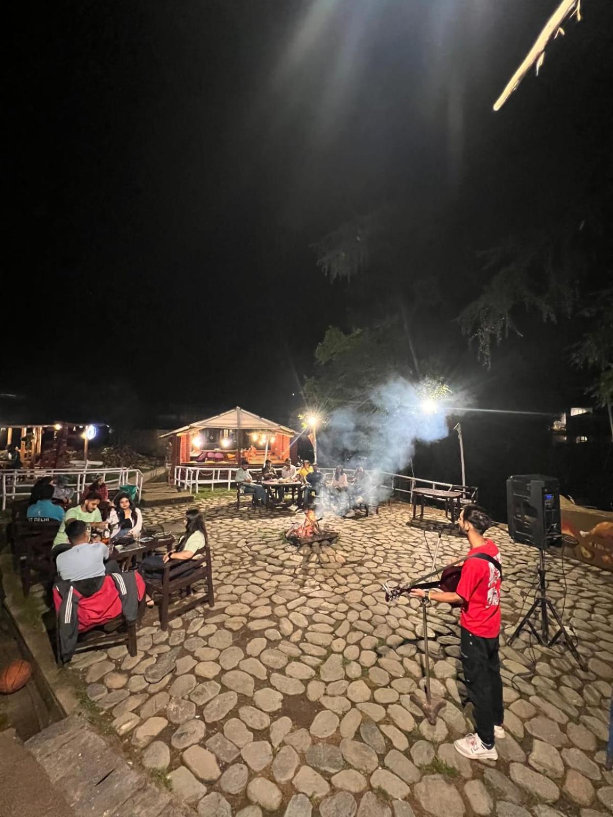 Himtrek Stays,Mcleodganj マクロード・ガンジ エクステリア 写真