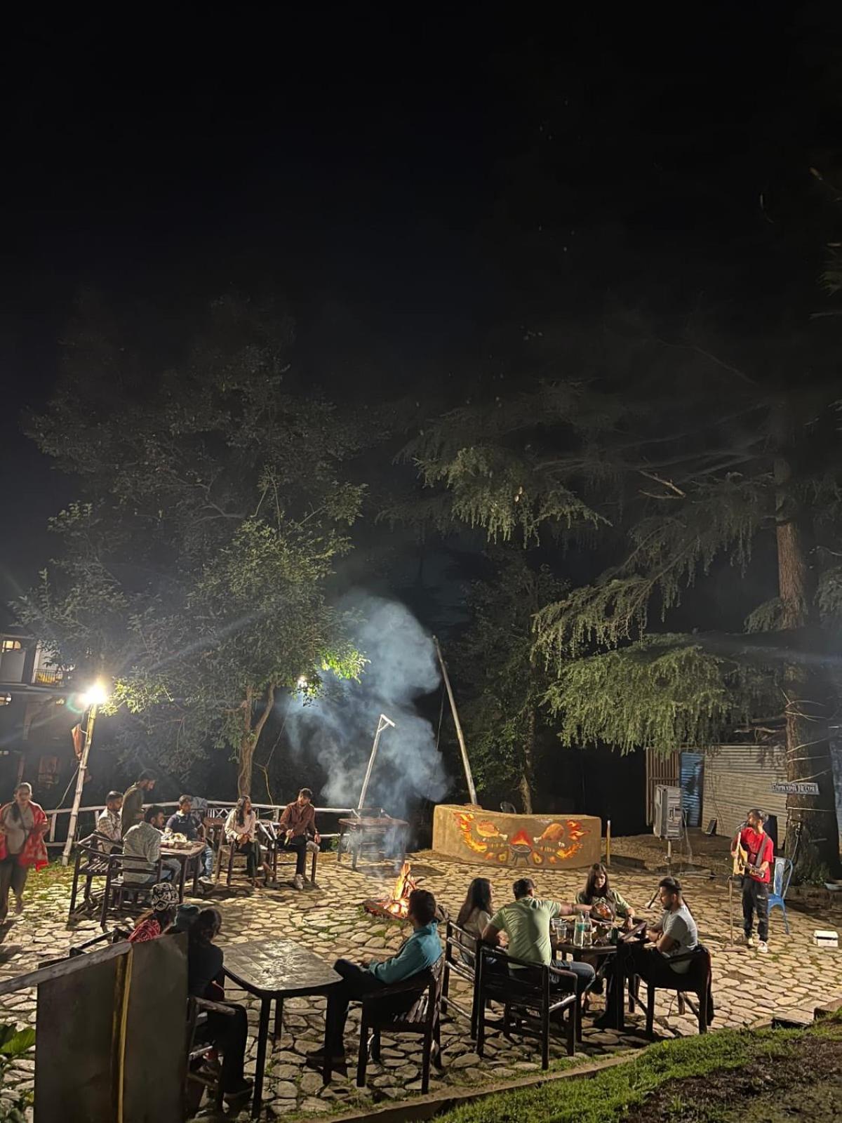 Himtrek Stays,Mcleodganj マクロード・ガンジ エクステリア 写真